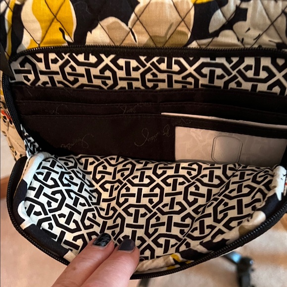 Vera Bradley Floral Quilted Crossbody Bag - Picture 5 of 8